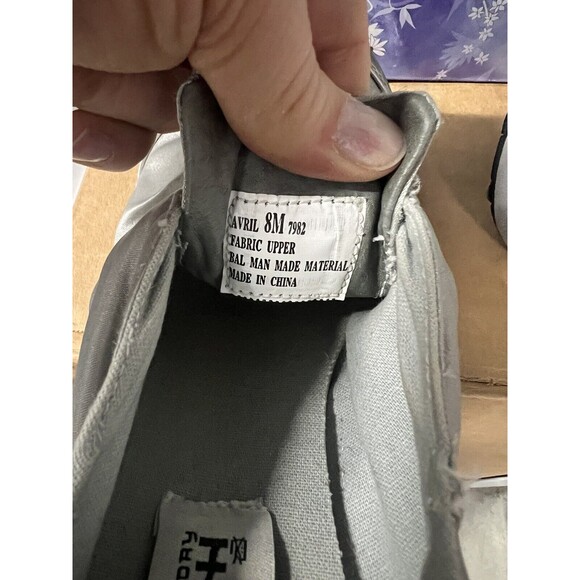 Chinese Laundry Wash Vintage 90s Avril Satin Pewter Sneakers Women US Sz 8 - Picture 6 of 16